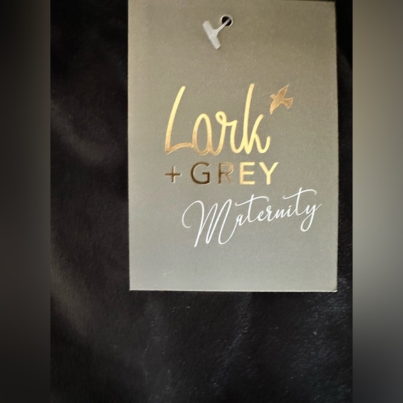 NWT LARK & GREY Women's Maternity Pants Casual Loose & Comfy Velour Wide Leg - Picture 3 of 6